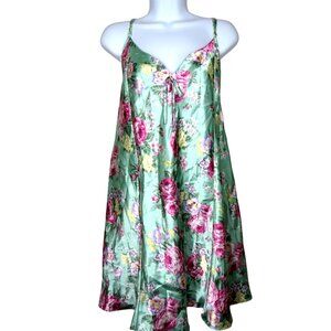 Gloria Vanderbilt Intimates Floral Slip Nightgown Size 26/28 Green Pink Flowers